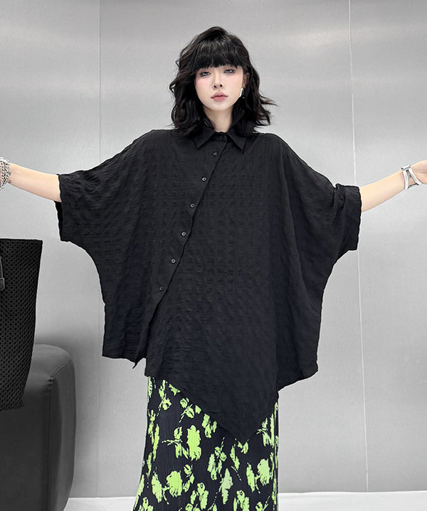 Side button hem blouse